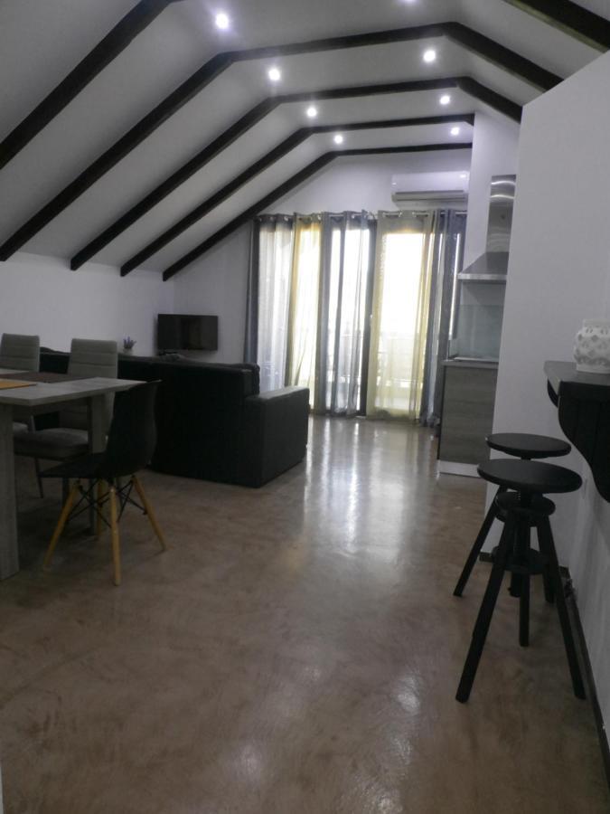 Armonia Apartment Potos Exterior photo